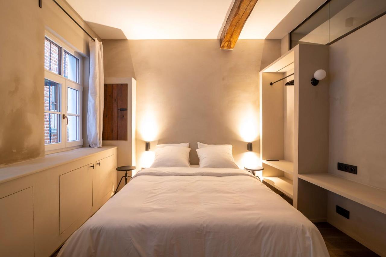 Apartment Charming House In Le Sablon Brussels